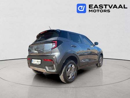 2025-Mahindra-XUV-3XO-12T-MX2-Auto_6