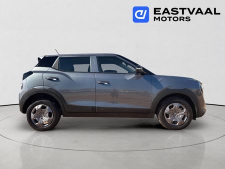 2025-Mahindra-XUV-3XO-12T-MX2-Auto_7