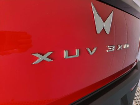 2026-Mahindra-XUV-3XO-12T-MX3_9