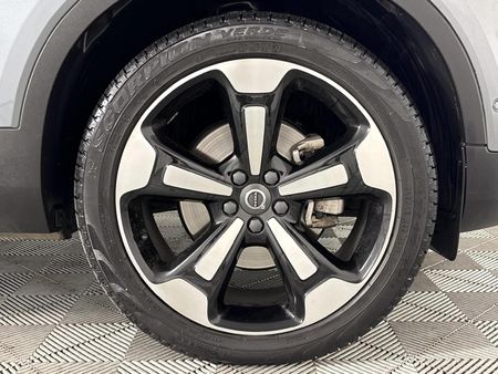 2018-Volvo-XC40-D4-Momentum-AWD_5