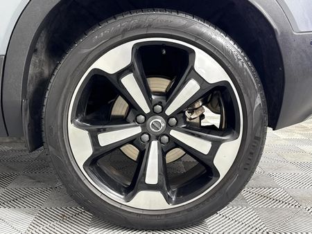 2018-Volvo-XC40-D4-Momentum-AWD_6