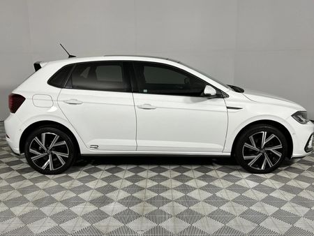 2022-Volkswagen-Polo-10-TSI-R-Line-Auto_3