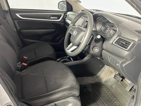 2025-Honda-Amaze-12-Comfort-Auto_9