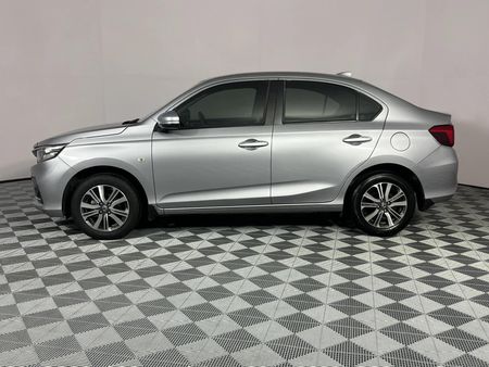 2025-Honda-Amaze-12-Comfort-Auto_18