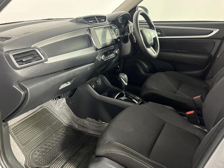 2025-Honda-Amaze-12-Comfort-Auto_8