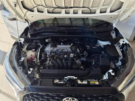 2022-Toyota-Corolla-Cross-18-XS_8