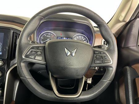 2024-Mahindra-Scorpio-N-22D-Auto-Z4_10