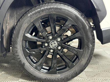 2023-Toyota-Corolla-Cross-18-GR-S_17