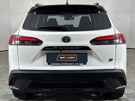 2023-Toyota-Corolla-Cross-18-GR-S_4