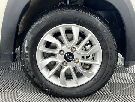 2018-Mahindra-KUV-100-12-TD-K6-NXT_5