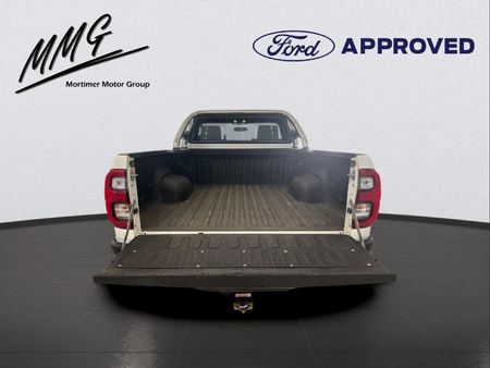 2024-Toyota-Hilux-28-GD-6-Raised-Body-Legend-Auto-Extended-Cab_12