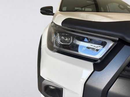 2024-Toyota-Hilux-28-GD-6-Raised-Body-Legend-Auto-Extended-Cab_14