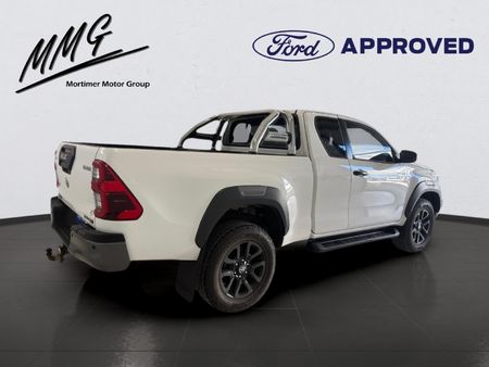 2024-Toyota-Hilux-28-GD-6-Raised-Body-Legend-Auto-Extended-Cab_6
