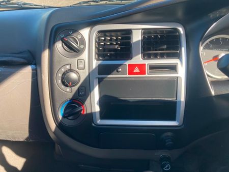 2026-Hyundai-H100-Bakkie-26D-Dropside_11