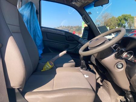 2026-Hyundai-H100-Bakkie-26D-Dropside_7