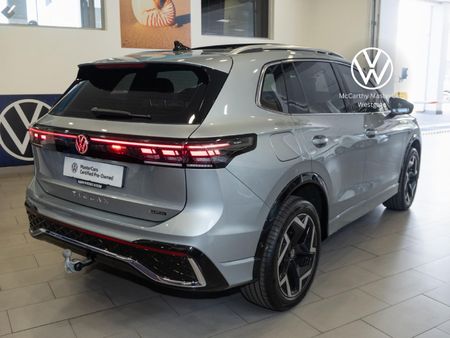 2026-Volkswagen-Tiguan-20TDI-R-Line-4Motion_9