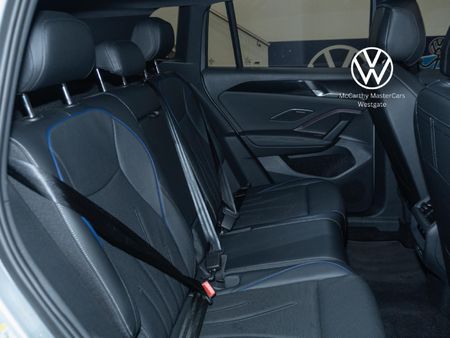 2026-Volkswagen-Tiguan-20TDI-R-Line-4Motion_18