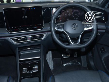 2026-Volkswagen-Tiguan-20TDI-R-Line-4Motion_19