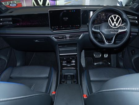 2026-Volkswagen-Tiguan-20TDI-R-Line-4Motion_20