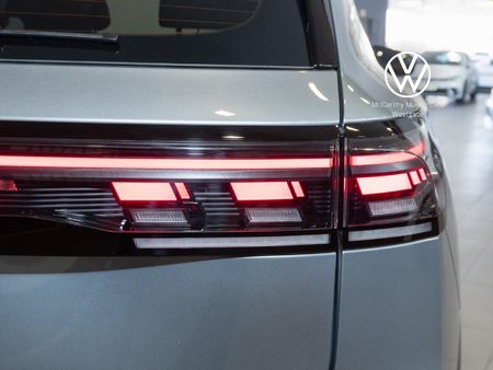 2026-Volkswagen-Tiguan-20TDI-R-Line-4Motion_7