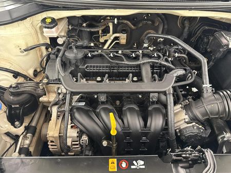 2018-Kia-Rio-12-5-dr_14