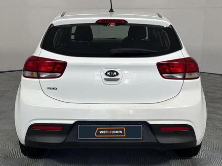 2018-Kia-Rio-12-5-dr_4