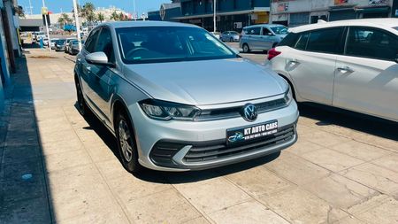 2023-Volkswagen-Polo-10-TSI-Life_0