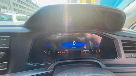 2023-Volkswagen-Polo-10-TSI-Life_8