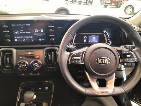 2021-Kia-Sonet-15-EX-CVT_10