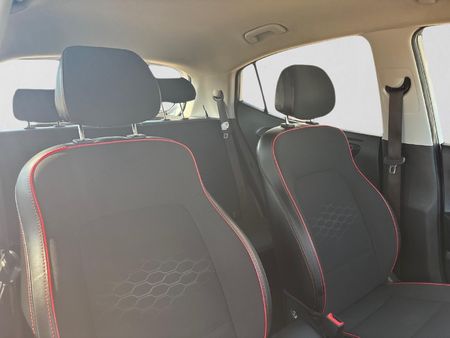 2025-Hyundai-Grand-i10-12-Motion-Auto_15
