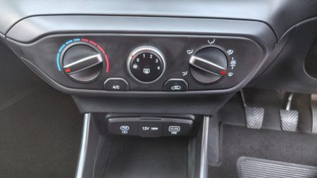 2026-Hyundai-i20-12-Premium_9