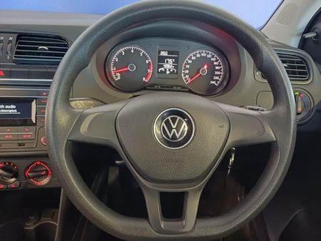 2023-Volkswagen-Polo-Vivo-14-Trendline-5-dr_15