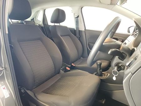 2023-Volkswagen-Polo-Vivo-14-Trendline-5-dr_7