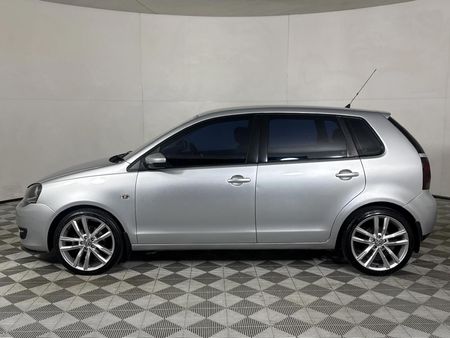 2018-Volkswagen-Polo-Vivo-GP-14-Trendline-5-dr_5