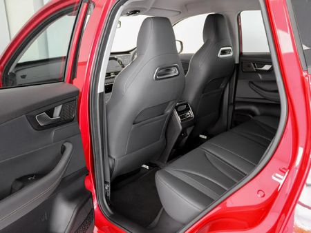 2026-Chery-Tiggo-Cross-15T-Me-DCT-Auto_11