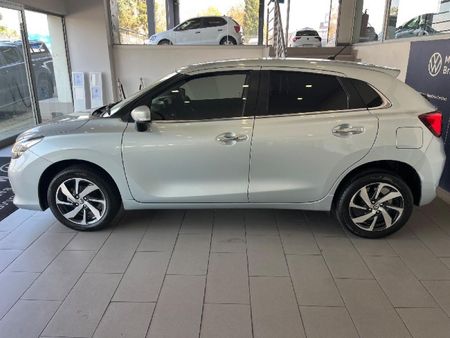 2025-Toyota-Starlet-15-XR-Auto_8