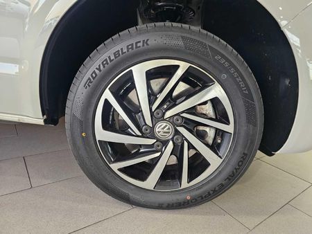 2022-Volkswagen-Kombi-T61-20-BiTDI-Trendline-Plus-Auto-4Motion-146kW_17