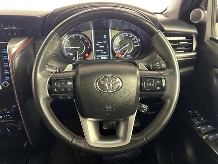 2025-Toyota-Fortuner-28-GD-6-4x4-Auto_12