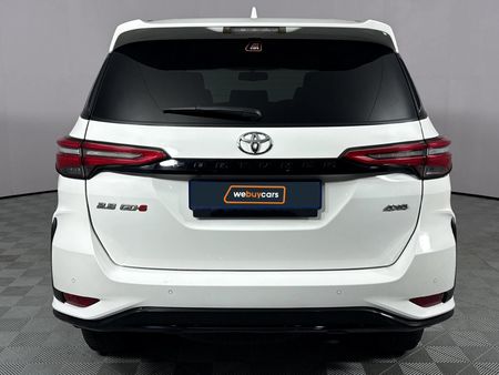 2025-Toyota-Fortuner-28-GD-6-4x4-Auto_4