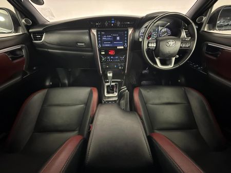 2025-Toyota-Fortuner-28-GD-6-4x4-Auto_6