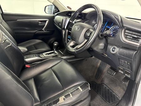 2021-Toyota-Fortuner-28-GD-6-4x4-Auto_10