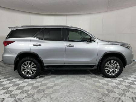 2021-Toyota-Fortuner-28-GD-6-4x4-Auto_3