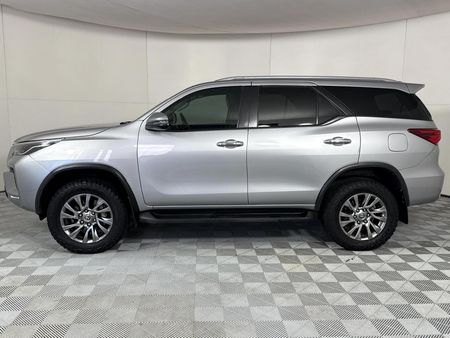 2021-Toyota-Fortuner-28-GD-6-4x4-Auto_5