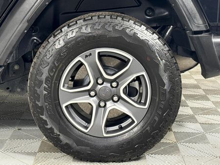 2024-Jeep-Wrangler_18