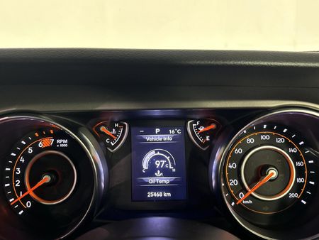 2024-Jeep-Wrangler_7