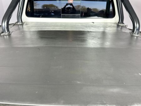 2020-Nissan-Navara-23D-Stealth-4x4-Auto-Double-Cab_14