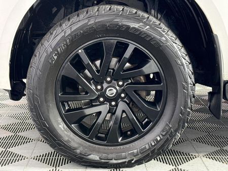 2020-Nissan-Navara-23D-Stealth-4x4-Auto-Double-Cab_15