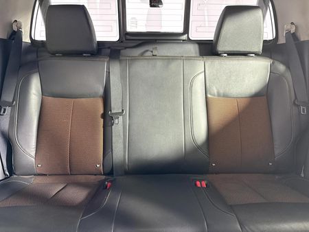 2020-Nissan-Navara-23D-Stealth-4x4-Auto-Double-Cab_8