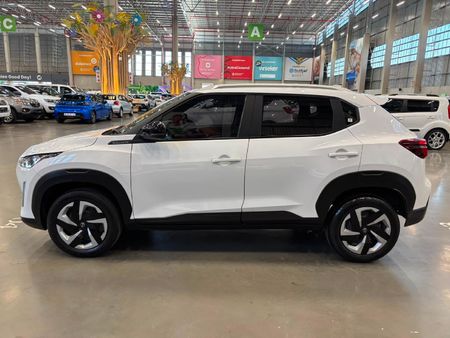 2024-Nissan-Magnite-10-Visia_5