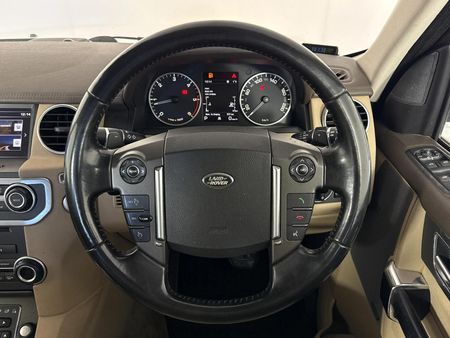 2016-Land-Rover-Discovery-4-30-TD-SD-V6-SE_12